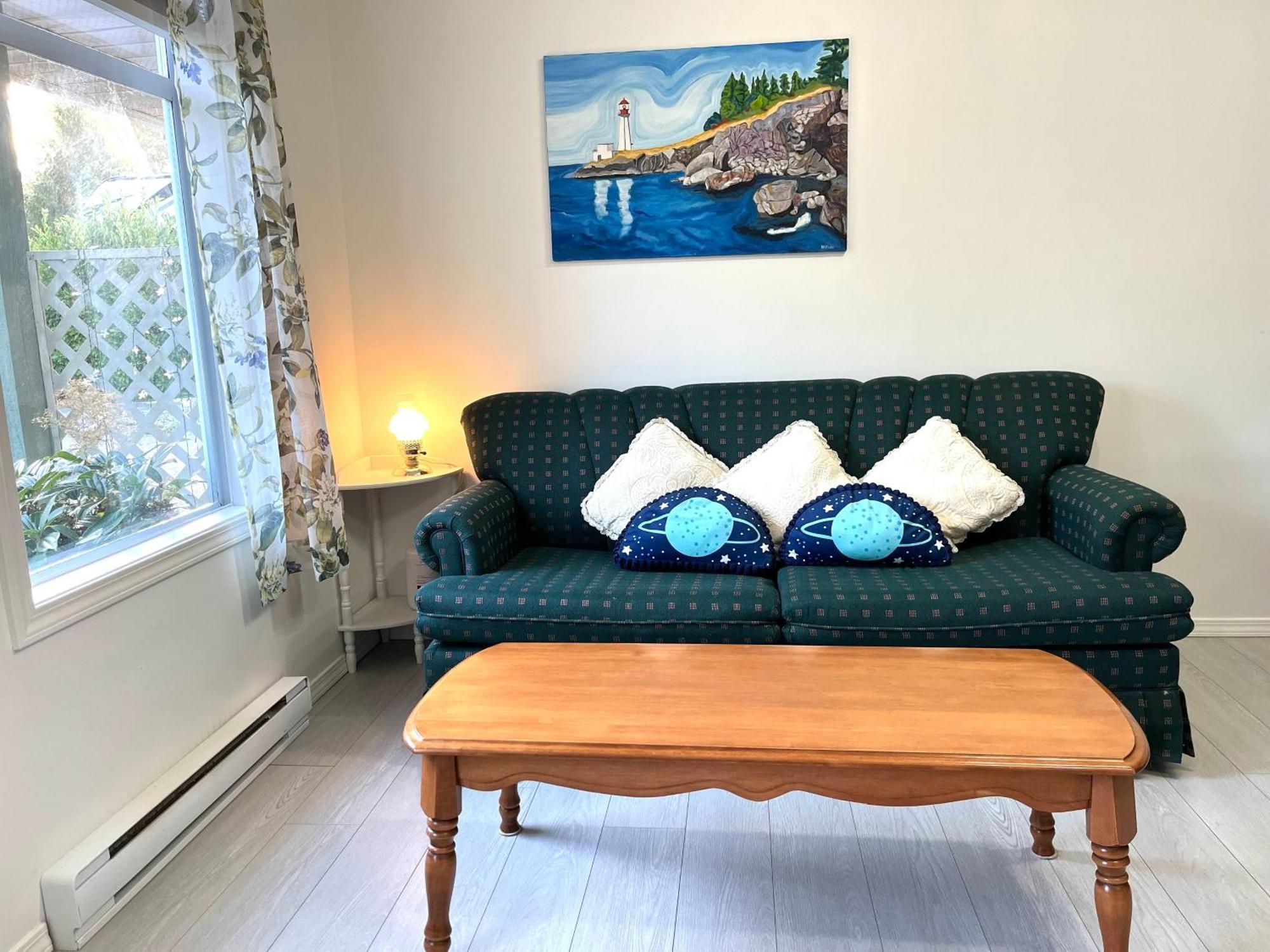 Hotel Summer Breeze à Sooke Extérieur photo