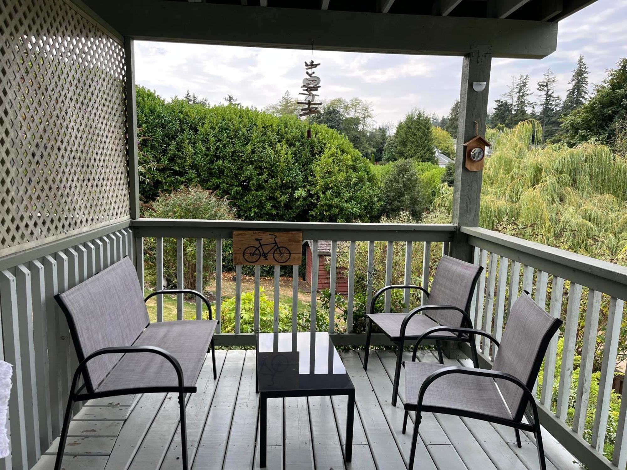 Hotel Summer Breeze à Sooke Extérieur photo